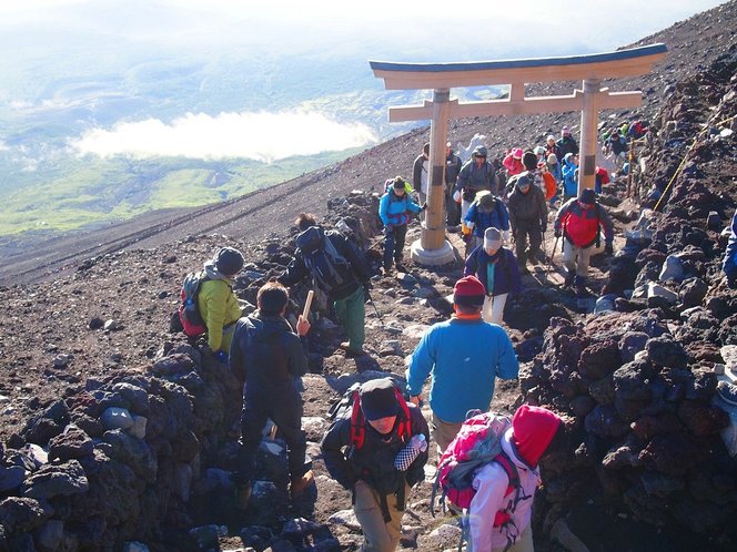 gunung fuji 8 lokasi wajib dilawati di jepun 2