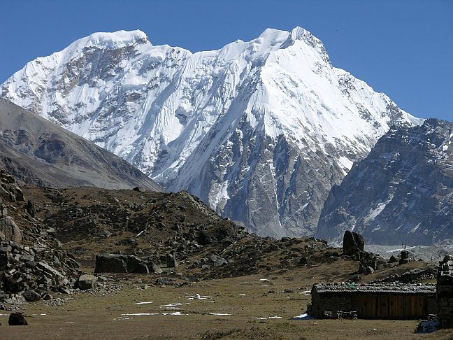 gunung kangchenjunga gunung paling berbahaya di dunia