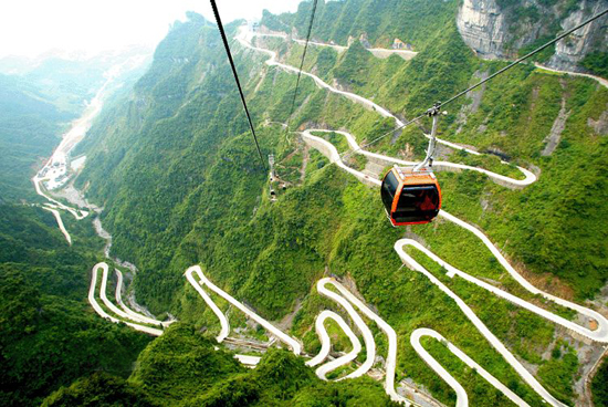 gunung tianmen jalan tontian 99 selekoh tajam