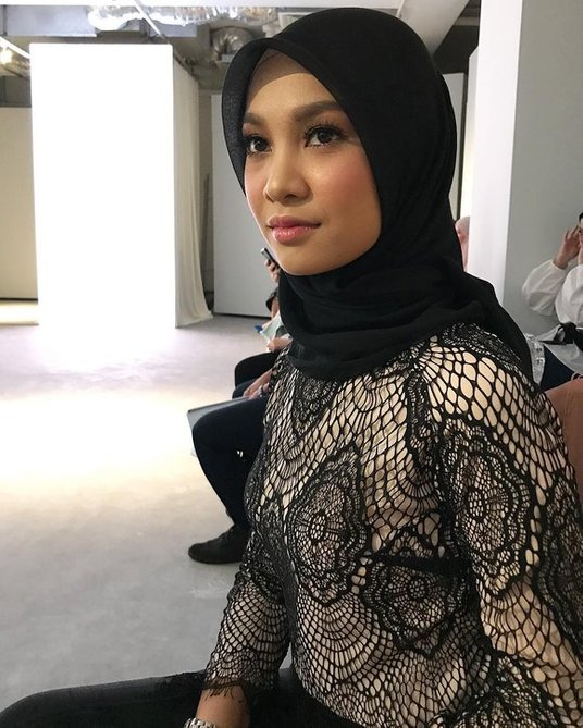 hael husaini ada bersama saya sejak zaman saya dikutuk nabila razali 2