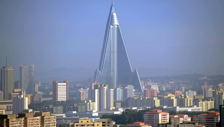 hotel ryugyong mercu tanda popular dunia yang gagal disiapkan