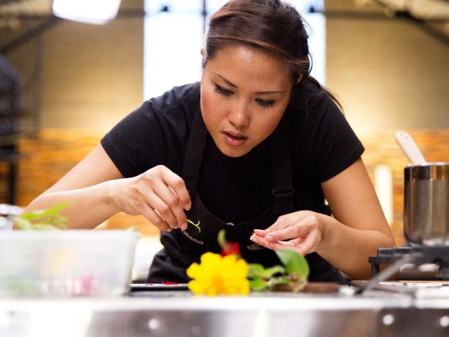 ikan merah masak sambal bawa tuah daian chan jadi rakyat malaysia kedua rangkul trofi masterchef australia 2