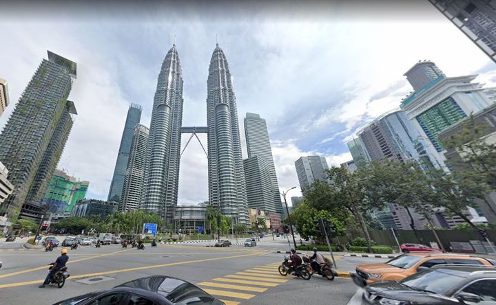 imej klcc dari google street view