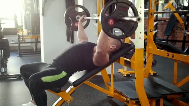 incline barbell press