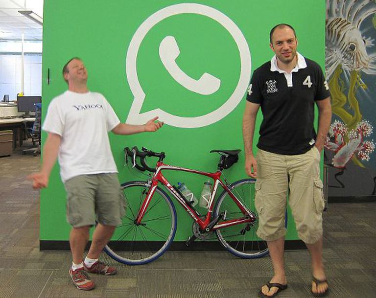 jan koum brian acton syarikat whatsapp