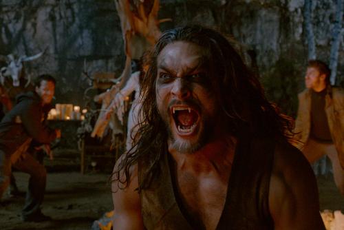 jason momoa wolves