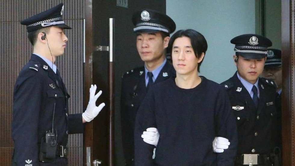 jaycee chan ditahan polis beijing atas tuduhan melibatkan dadah ganja