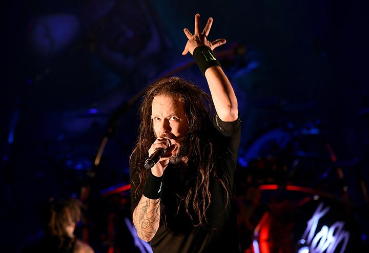 jonathan davis tukang awet mayat