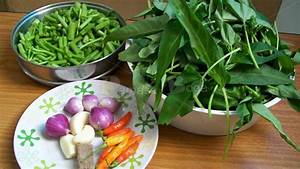 kangkung goreng belacan