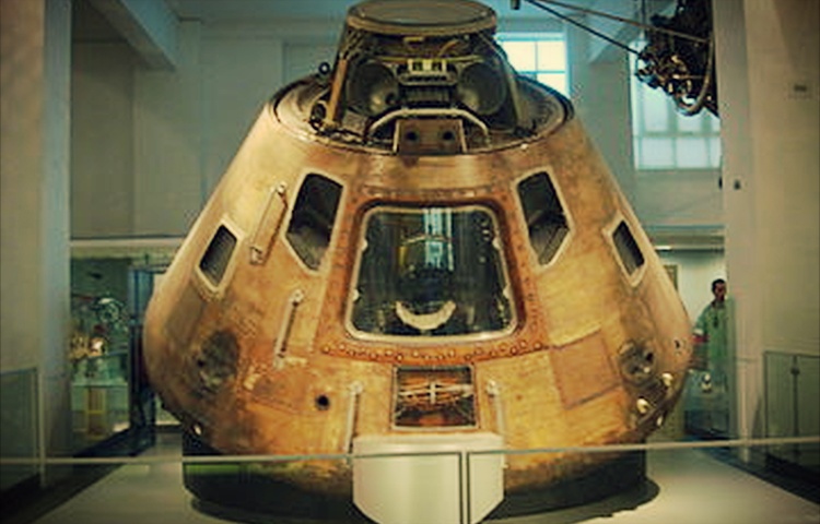 kapsul apollo 10