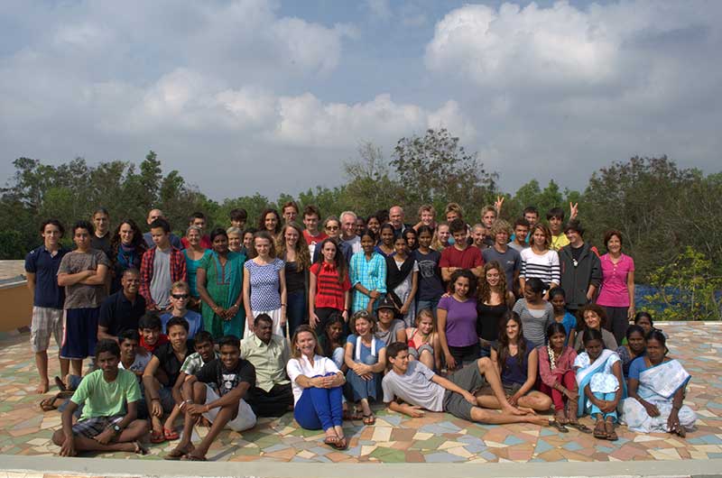 kepelbagaian di auroville 238