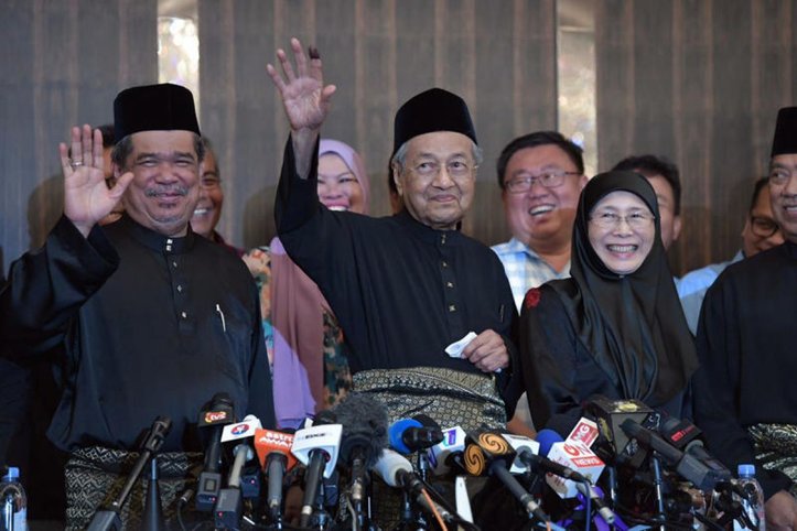 kerajaan pakatan harapan tumbang