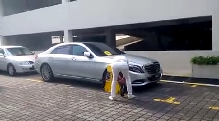 kereta kena clamp kalau parking kat tempat sepatutnya