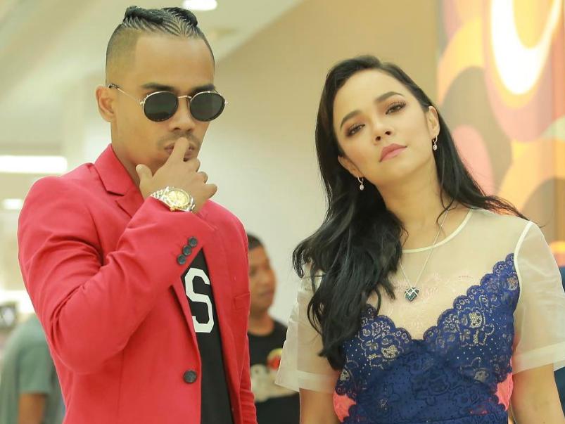 kesan kontroversi nora danish pada lagu ini lagi boom 1