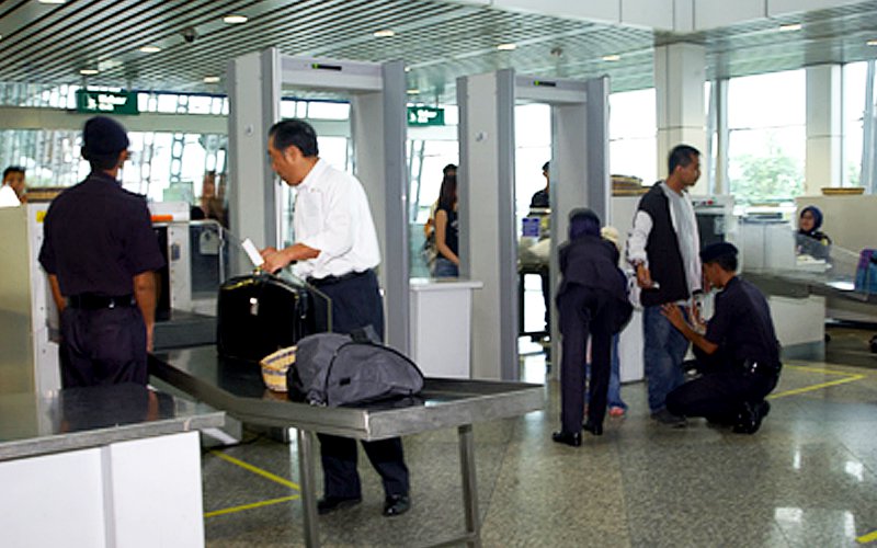 keselamatan lapangan terbang boleh digodam