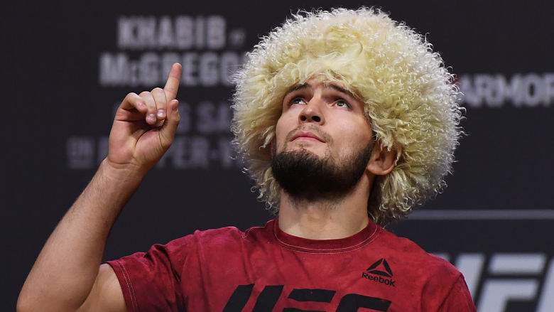 khabib memakai papakha