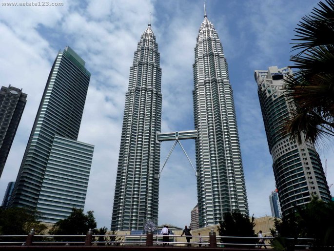 klcc 204