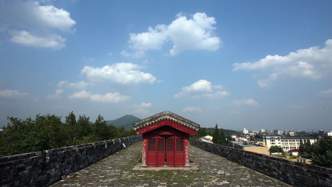 kubu tinggi tembok besar nanjing china