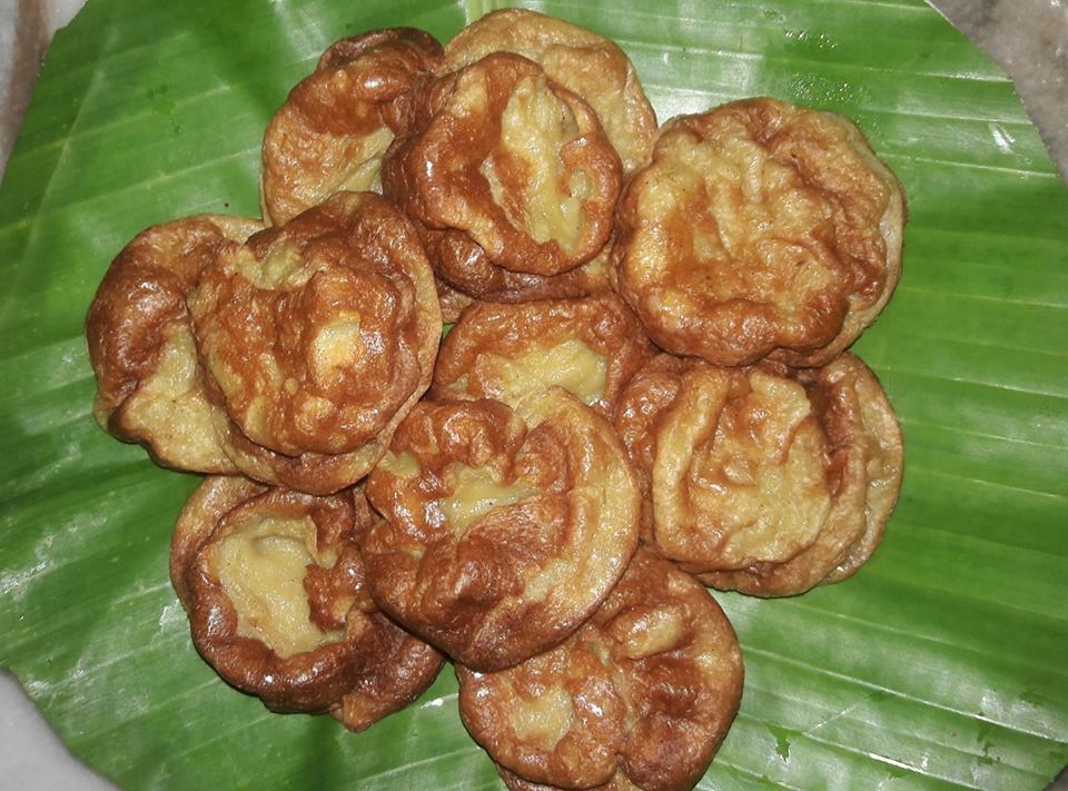 kuih akok