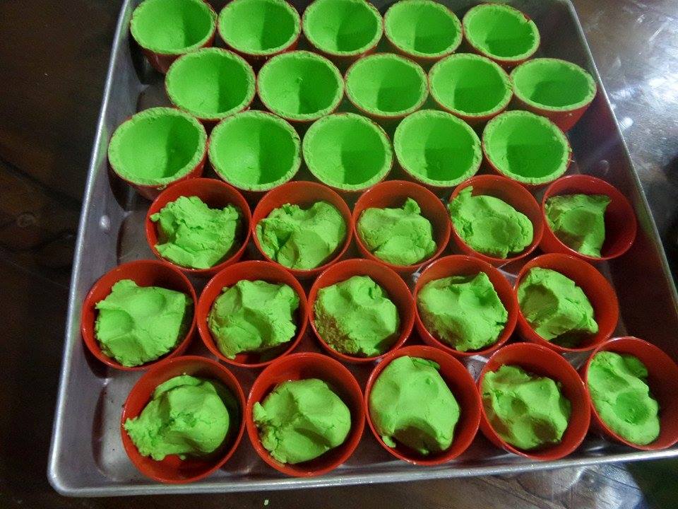 kuih telaga emas 1 930