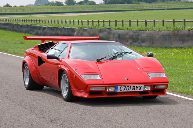 lamborghini countach