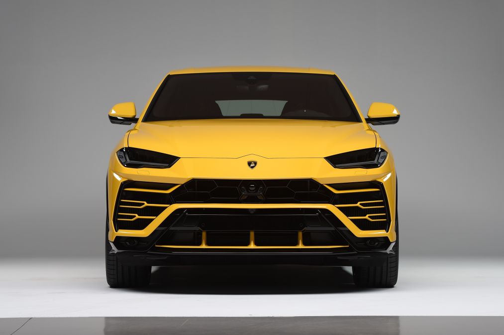 lamborghini urus super suv pertama di dunia 3