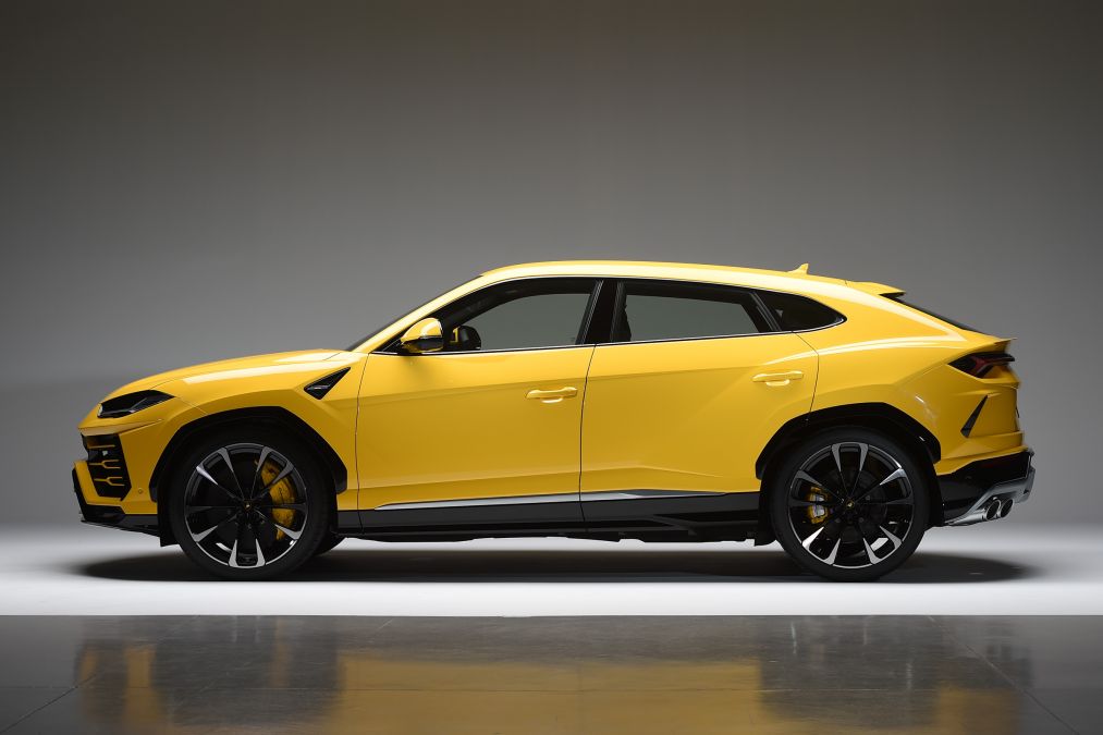 lamborghini urus super suv pertama di dunia 5