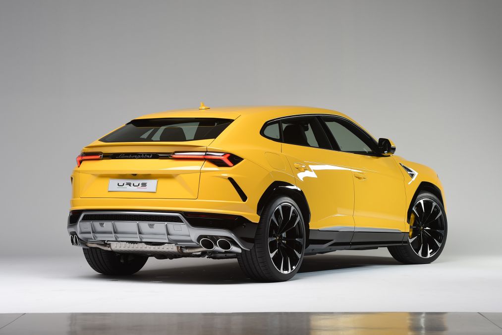 lamborghini urus super suv pertama di dunia 6