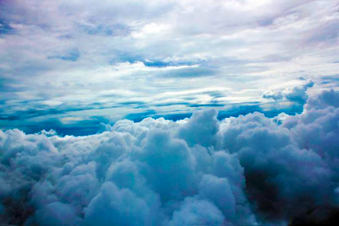 langit biru cantik