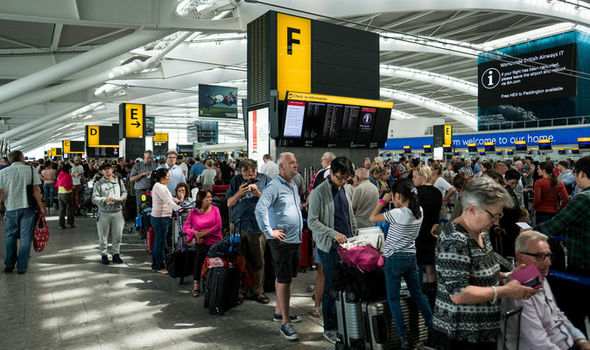 lapangan terbang heathrow 854