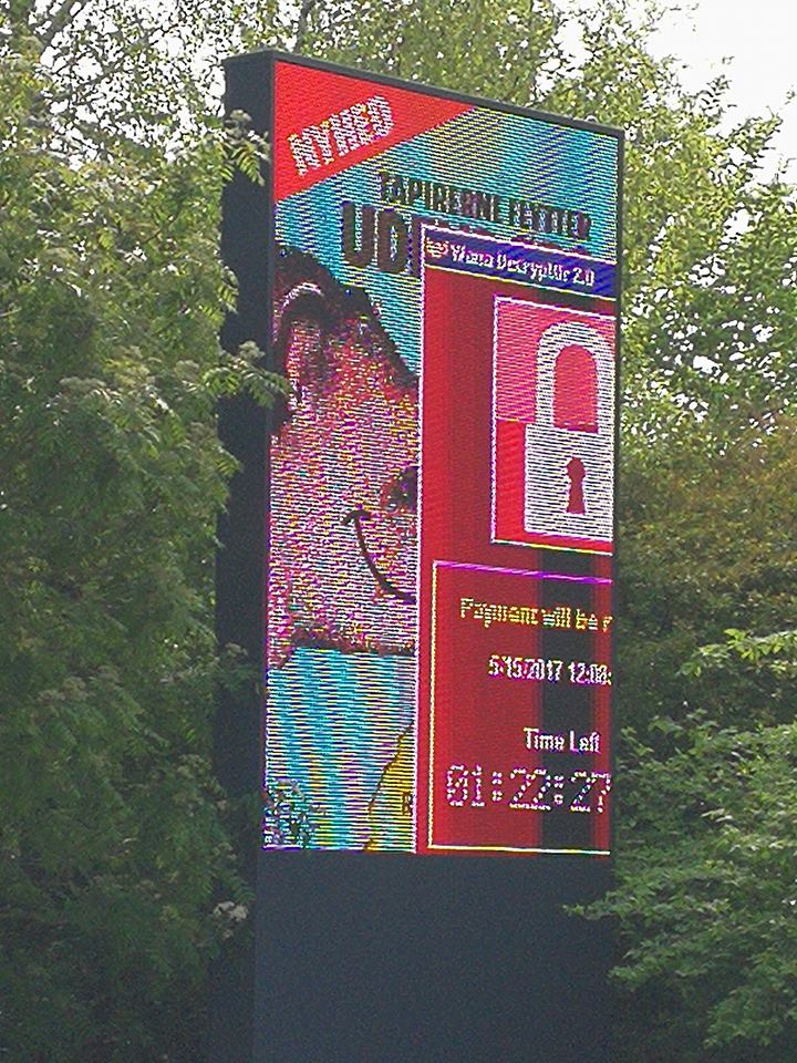 lcd iklan billboard wannacry ransomware