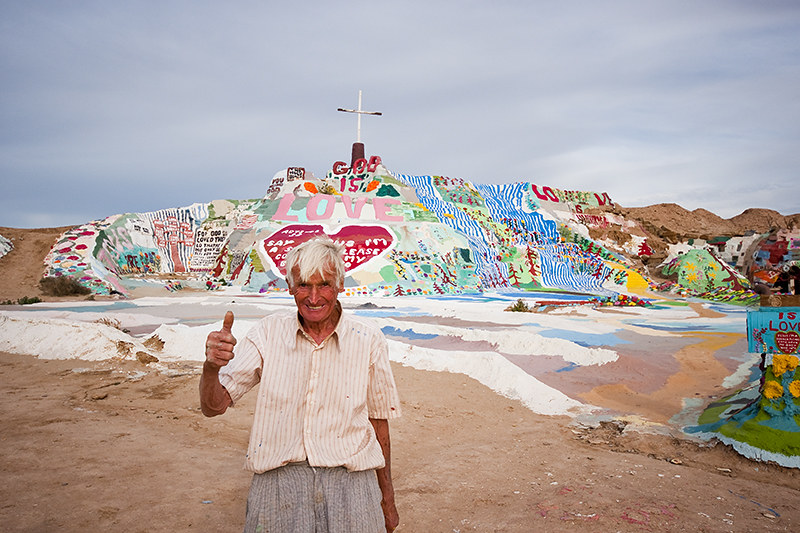 leonard knight pengasas salvation mountain