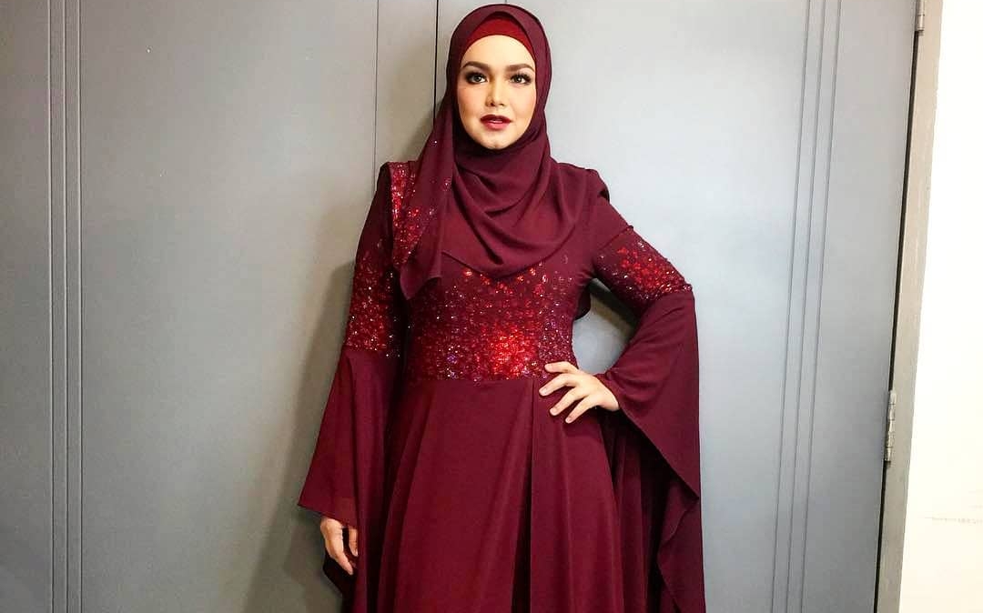 lirik lagu aku bukan malaikat datuk seri siti nurhaliza 1