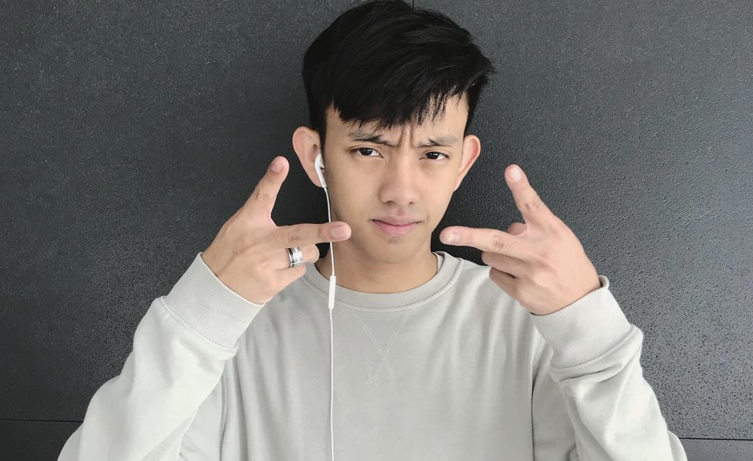 lirik lagu bidadari ismail izzani 2