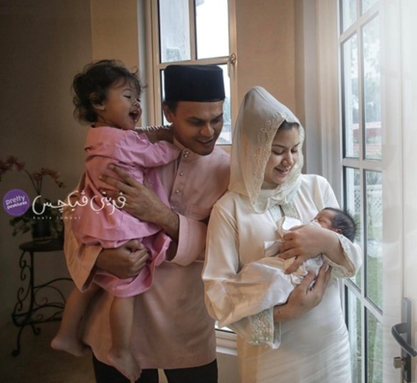 lisa surihani dan yusry umum nama bayi lelaki mereka