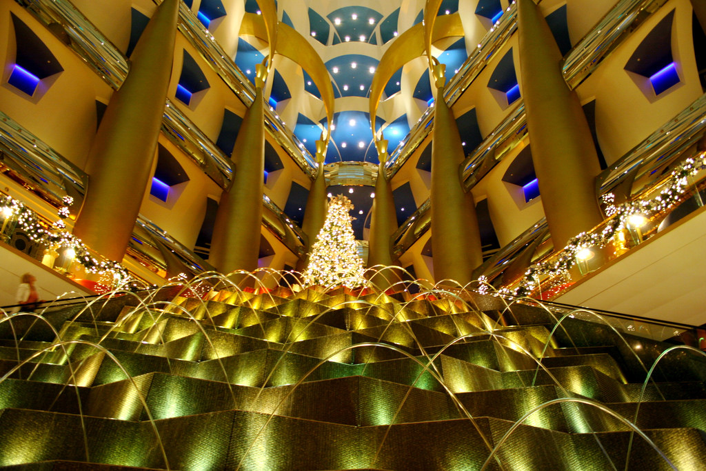 lobi hotel burj al arab