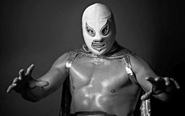 lucha libre el santo gusti bertopeng