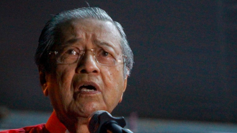 mahathir dibenar keluar ijn selepas 5 hari