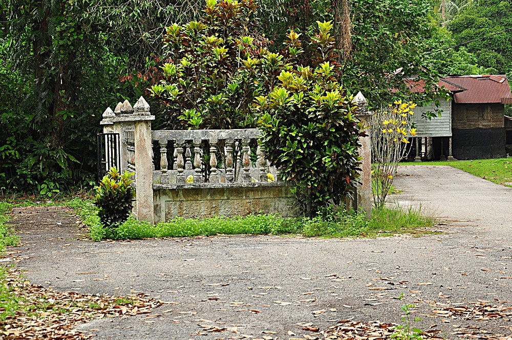 makam raja beruas