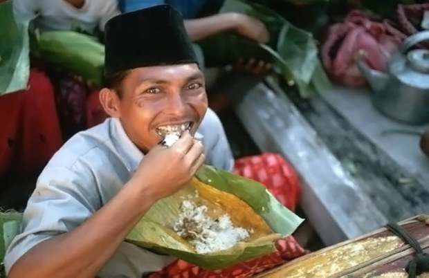 makan tangan kanan