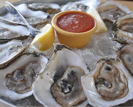 makan tiram oyster mentah keracunan makanan