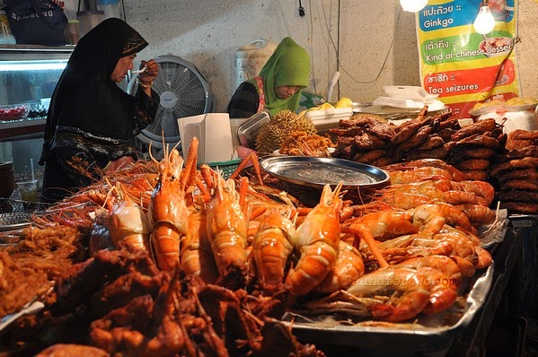 makanan tepi jalan