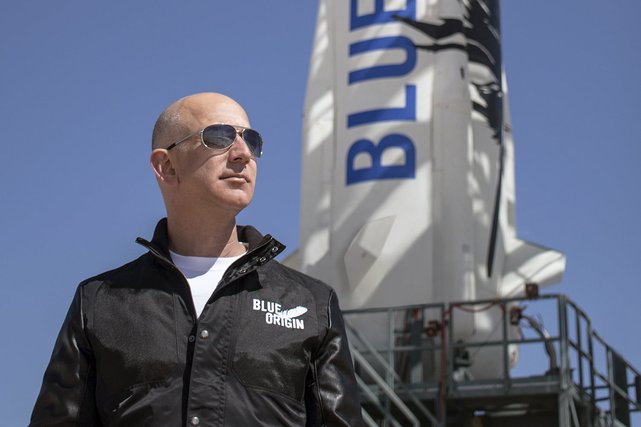 manusia terkaya di dunia jeff bezos mahu pindahkan industri berat dan tinggal di bulan 2 491