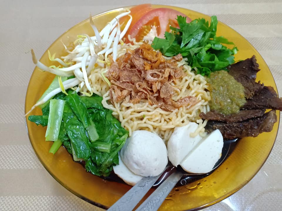 mee kolok sarawak