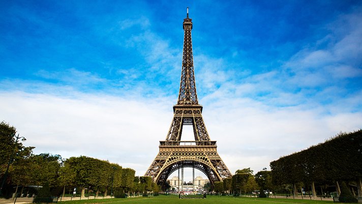 menara eiffel paling tinggi pernah dibina manusia satu ketika dahulu