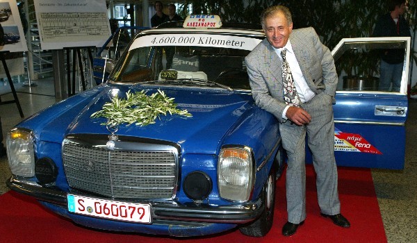 mercedes240d 4 juta kilometer