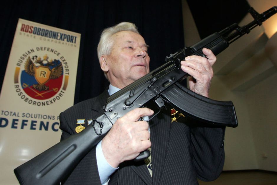 mikhail kalashnikov pencipta ak47