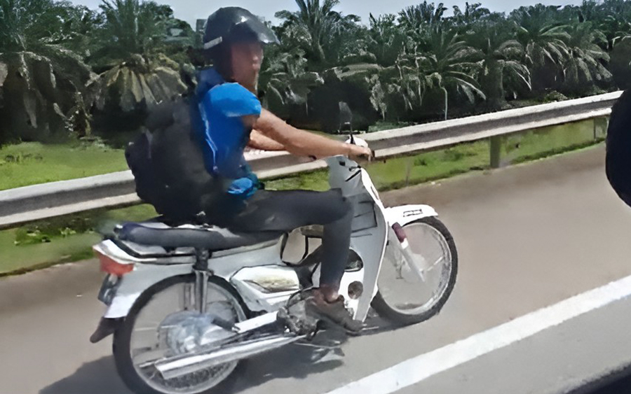 motosikal laluan kecemasan