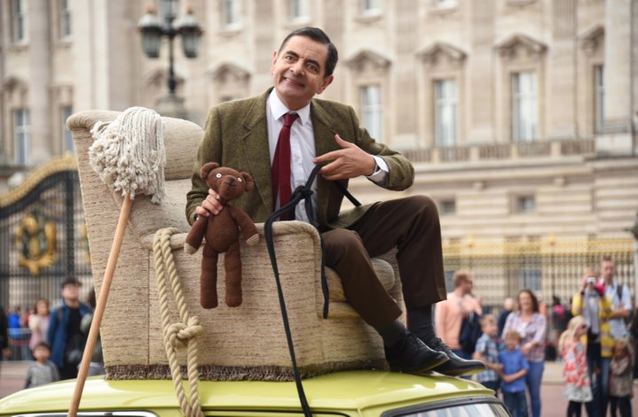 mr bean rowan atkinson drives around london celebrate 25 years comedy character