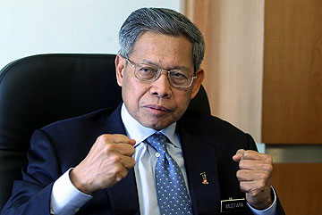 mustapa mohamed calon pm